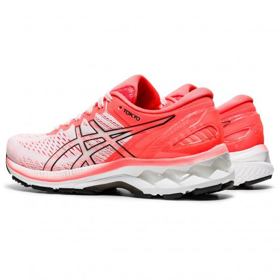Беговые кроссовки ASICS GEL KAYANO 27 TOKYO 1012A948 100 купить в интернет магазине 